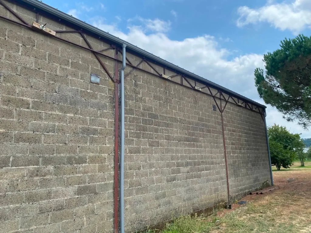 Descentes de gouttières aluminium et pose de gouttières aluminium dans les Landes
